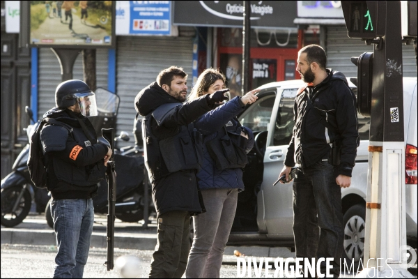 Illustration forces de l ordre en alerte dans Paris, policiers et militaires de la légion étrangère.