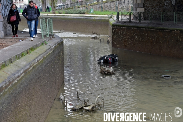 Nettoyage du canal saint martin