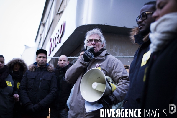 St Denis : manifestation des habitants de la rue du Corbillon.