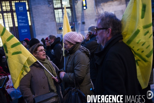 St Denis : manifestation des habitants de la rue du Corbillon.