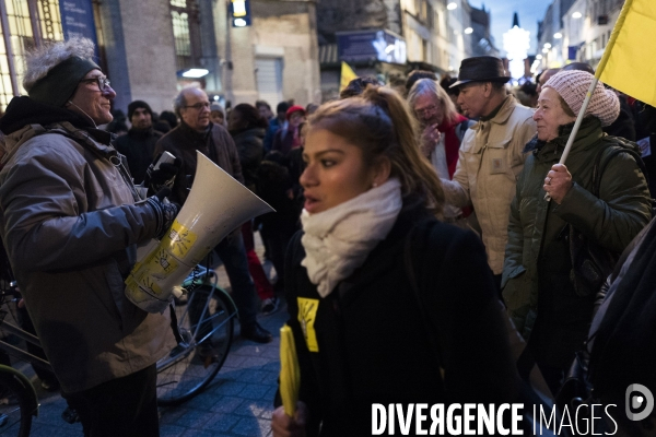 St Denis : manifestation des habitants de la rue du Corbillon.