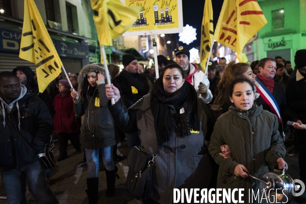 St Denis : manifestation des habitants de la rue du Corbillon.