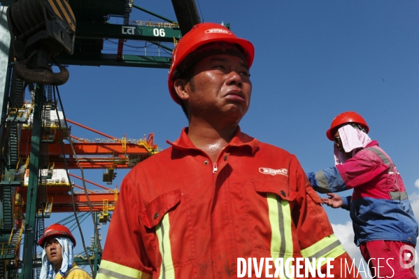 Made in TOGO : Livraison des grues ZPMC au Port Autonome de Lomé.