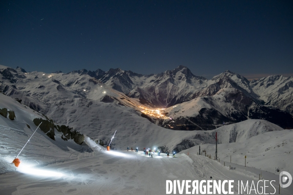 Sarenne by night
