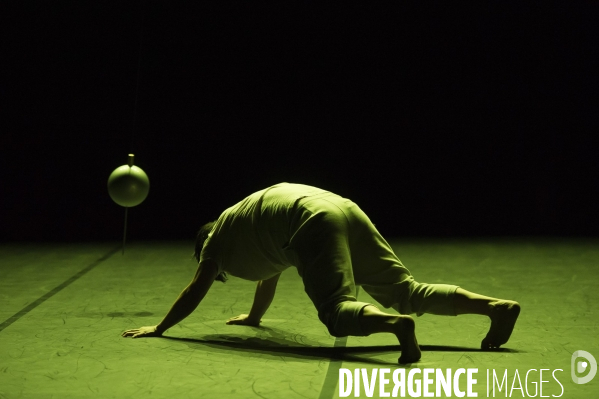 ANTIPODE de Fabrice Lambert