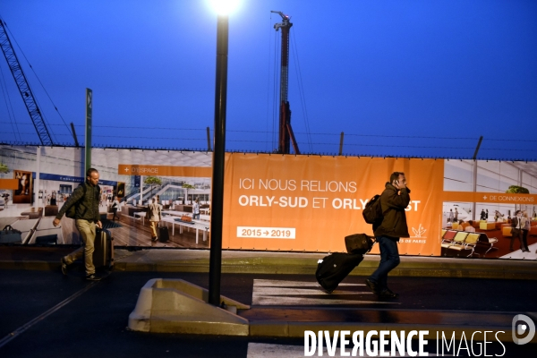 Taxis. Manifestations, grève et blocage de la circulation