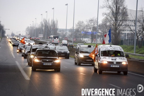 Taxis. Manifestations, grève et blocage de la circulation