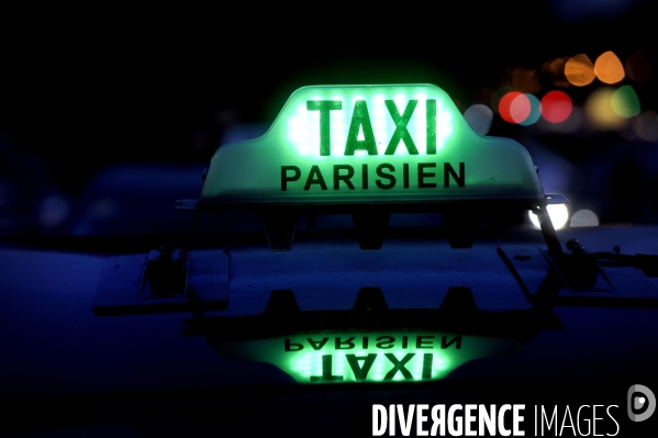 Taxis. Manifestations, grève et blocage de la circulation