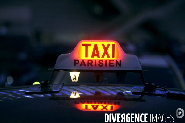 Taxis. Manifestations, grève et blocage de la circulation