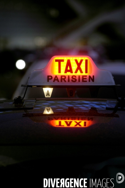 Taxis. Manifestations, grève et blocage de la circulation