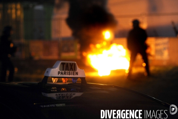 Taxis. Manifestations, grève et blocage de la circulation
