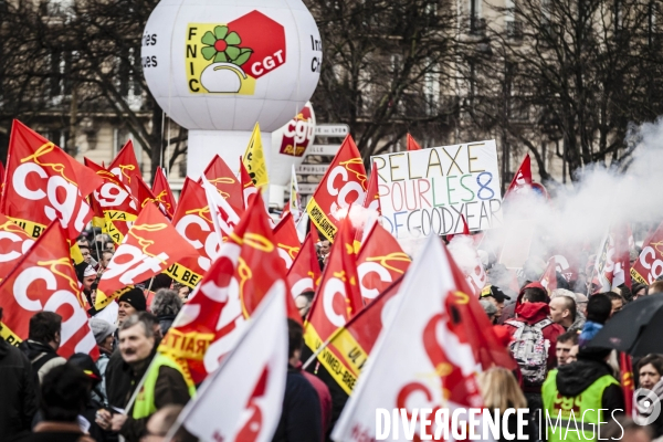 Mobilisation à Paris pour soutenir les condamnés de Goodyear