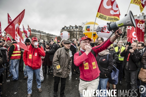 Mobilisation à Paris pour soutenir les condamnés de Goodyear