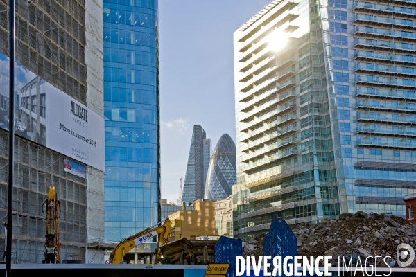Londres, boom de l immobilier de bureaux et de logements.London booming town.