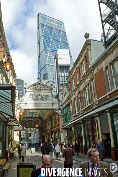 Londres. Hommes d affaires au marche de Leadenhall