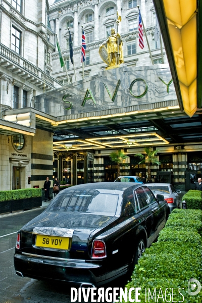 Londres.L hotel Savoy, palace cinq etoiles sur le Strand