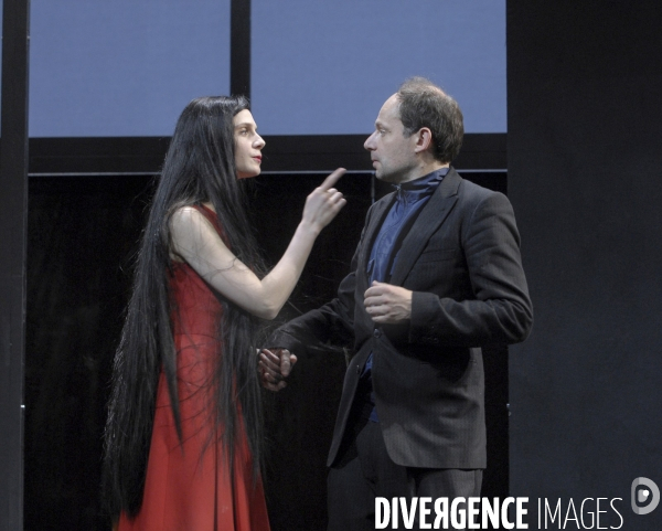 L Illusion Comique - Corneille - Stoev - Comedie-Francaise