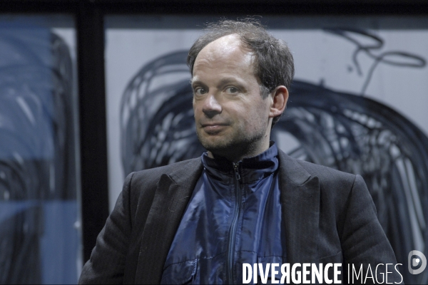 L Illusion Comique - Corneille - Stoev - Comedie-Francaise