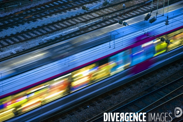 En soiree, circulation de trains de et vers la gare saint Lazare