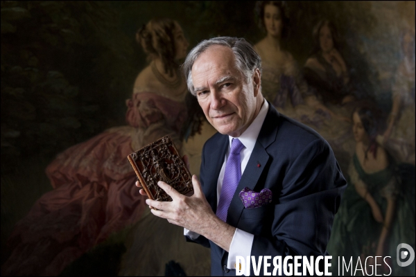 Le milliardaire américain Christopher FORBES met en vente le 5 et 6 mars 2016 chez maître Jean-Pierre Osenat sa collection (la plus grande du monde) de souvenirs historiques et d’œuvres d art du Second Empire et Napoléon III.