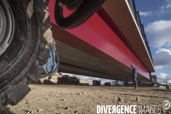 Paris : lancement du pont Berthier  dans la zone Clichy-Batignolles