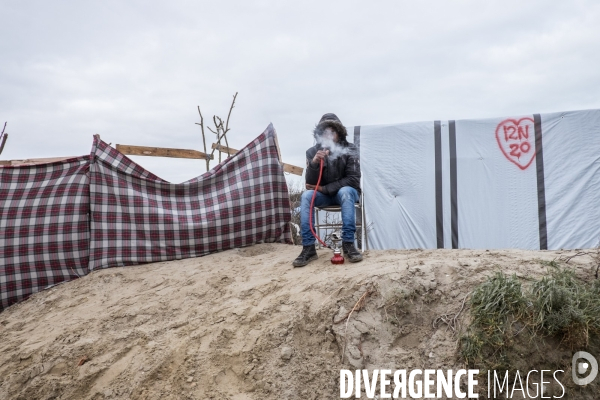 Calais, la jungle en sursis