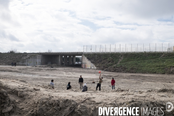 Calais, la jungle en sursis