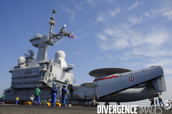 Opération CHAMMAL : Frappes aériennes contre DAECH depuis le porte-avions  Charles de Gaulle 