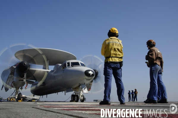 Opération CHAMMAL : Frappes aériennes contre DAECH depuis le porte-avions  Charles de Gaulle 