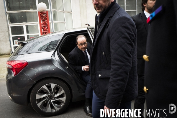 F. Hollande visite l entreprise Showroomprive.com