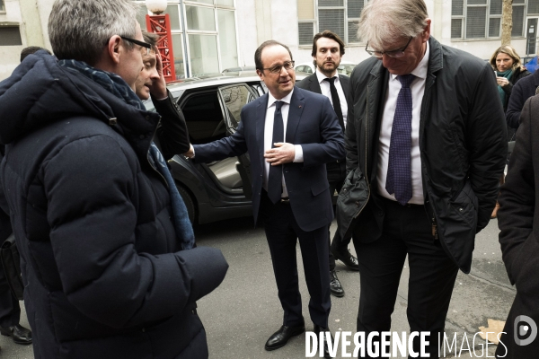F. Hollande visite l entreprise Showroomprive.com