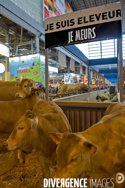 Salon de l agriculture 2016.Je suis eleveur.Je meurs. Crise des eleveurs