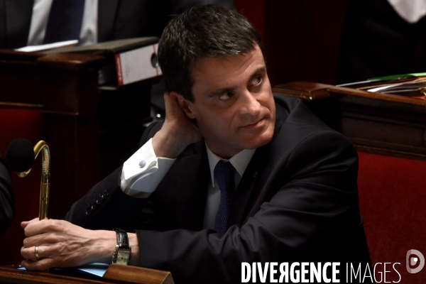 Assemblée nationale. Questions au gouvernement.