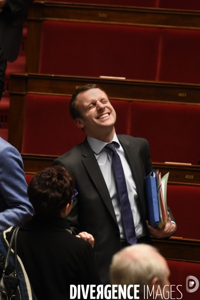 Assemblée nationale. Questions au gouvernement.