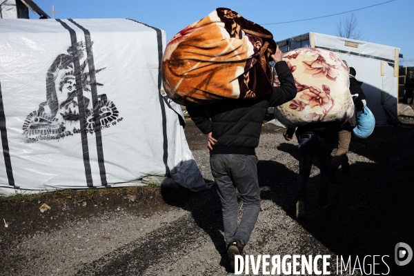 Calais : Démantèlement de la  Jungle 