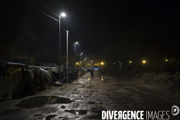 Calais, en attendant l évacuation.