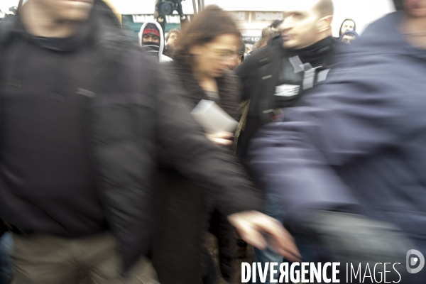 Calais, en attendant l évacuation.