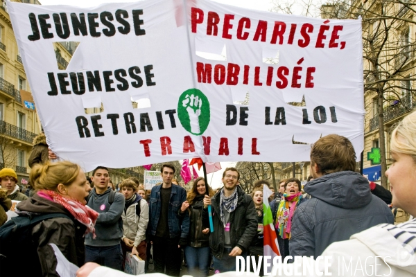 Manifestation des etudiants et lyceens contre la loi travail El Khomri