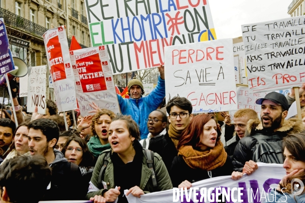 Manifestation des etudiants et lyceens contre la loi travail El Khomri