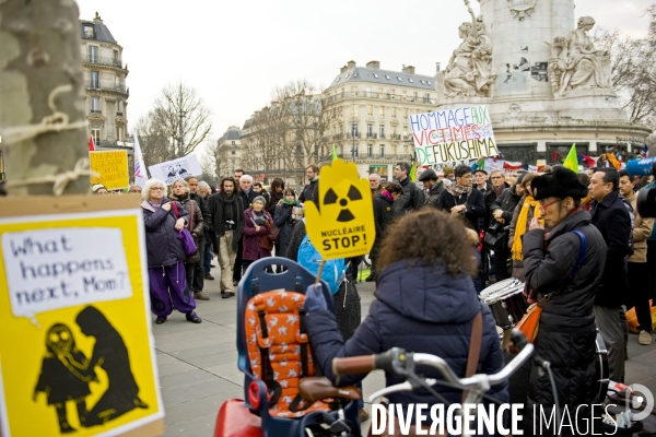 Rassemblement en hommage aux victimes de la catastrophe nucleaire de Fukushima