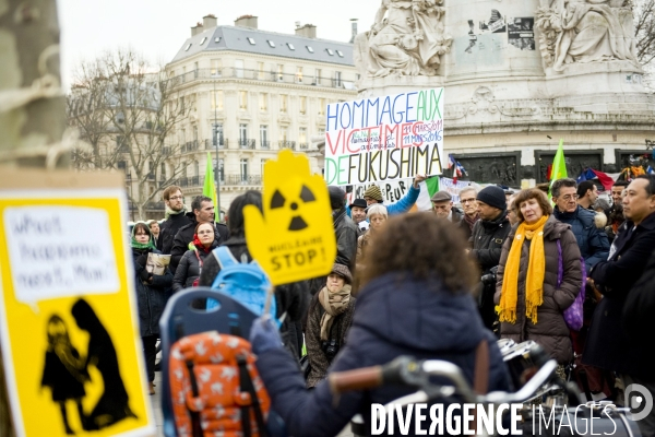 Rassemblement en hommage aux victimes de la catastrophe nucleaire de Fukushima