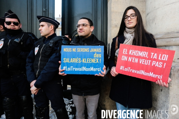 Loi el khomeri - action du fnj devant le ministere