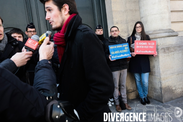 Loi el khomeri - action du fnj devant le ministere