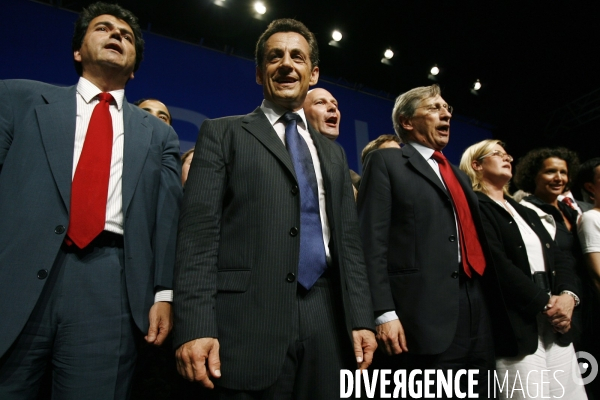 Nicolas sarkozy: meeting a rouen avec le depute-maire pierre albertini(udf) et co-organisateur de la campagne de francois bayrou
