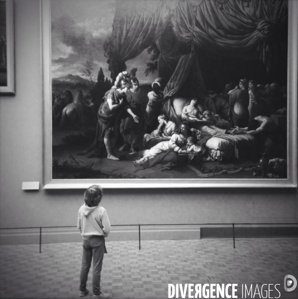 Ballades en N/B au musée du Louvre - Été 2015  (photos réalisées à l Iphone)