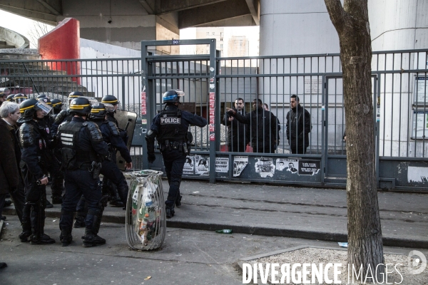 Loi El-Khomri : Echauffourées à l université Paris-I Tolbiac