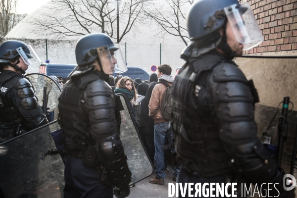 Loi El-Khomri : Echauffourées à l université Paris-I Tolbiac