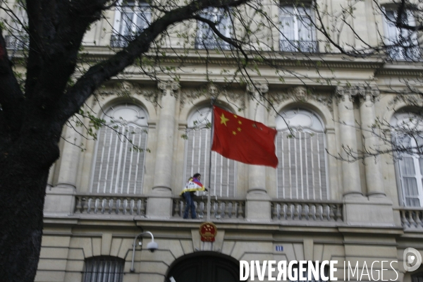 Paris: manifestation contre la repression chinoise au tibet