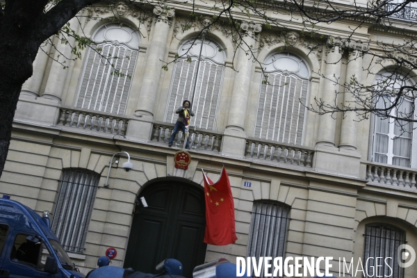 Paris: manifestation contre la repression chinoise au tibet