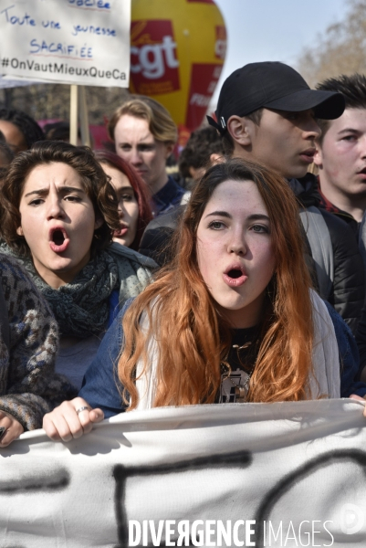 Mobilisation lycéenne et étudiante contre le projet de la loi Travail El Khomri.